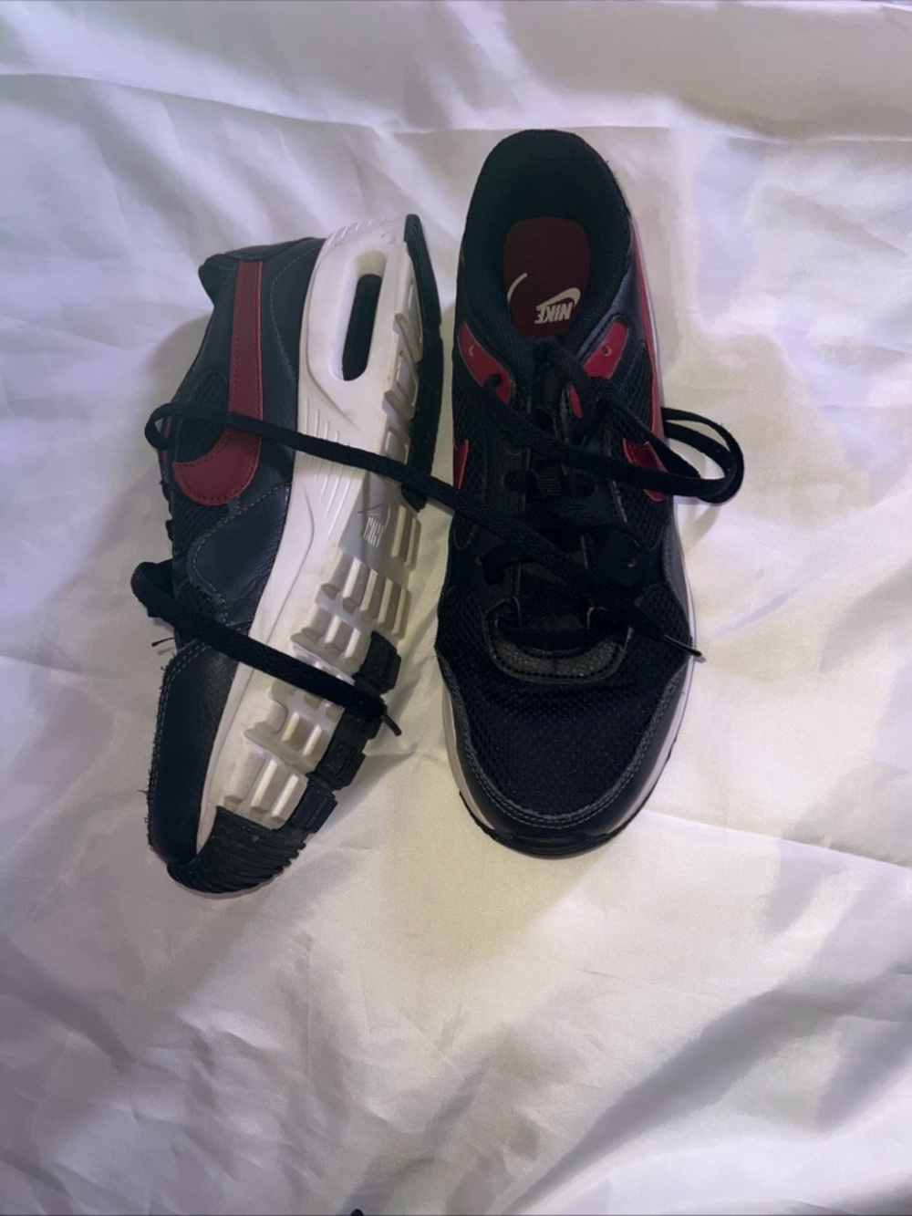 Nike Black and Maroon Men’s Air max 7.5 Athletic Sneakers